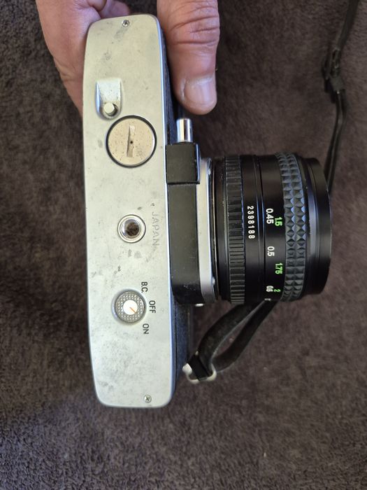 SLR Minolta SrT 100X cu obiectiv 50mm