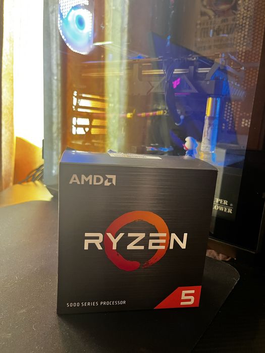 Vand procesor ryzen 5 5600x