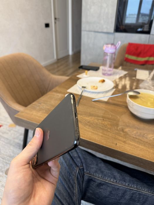 Срочно Продам Iphone 11 pro max 256gb