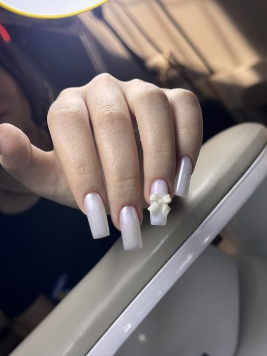 Маникюр/наращивание ногтей