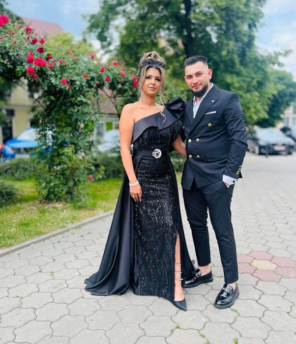 Rochie de nasa purtata cateva ore