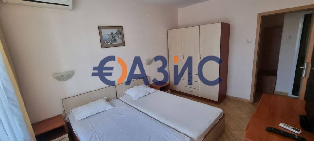Продава се Тристаен апартамент в к.к. Слънчев бряг - 110 кв.м за 903 €/кв.м - Снимка #3