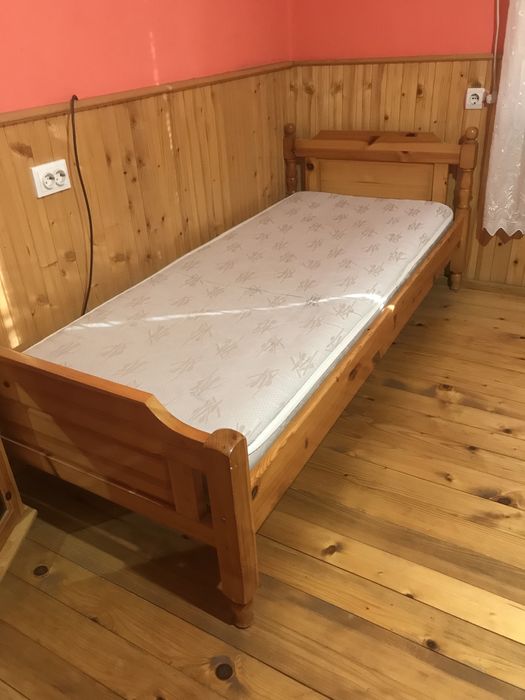 Спалня, легло, тв шкаф, маса, кладенец