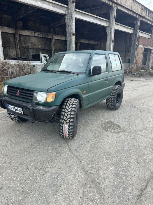 Mitubishi Pajero mk2 2.5 *fara gram de rugina*