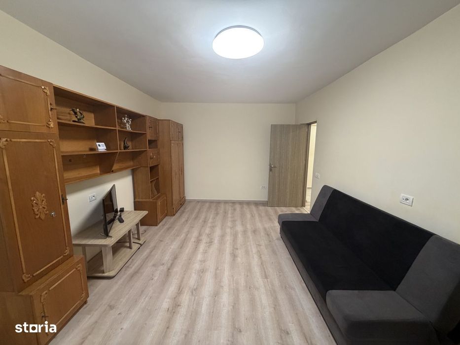 Apartament 3 camere,str.Victoriei