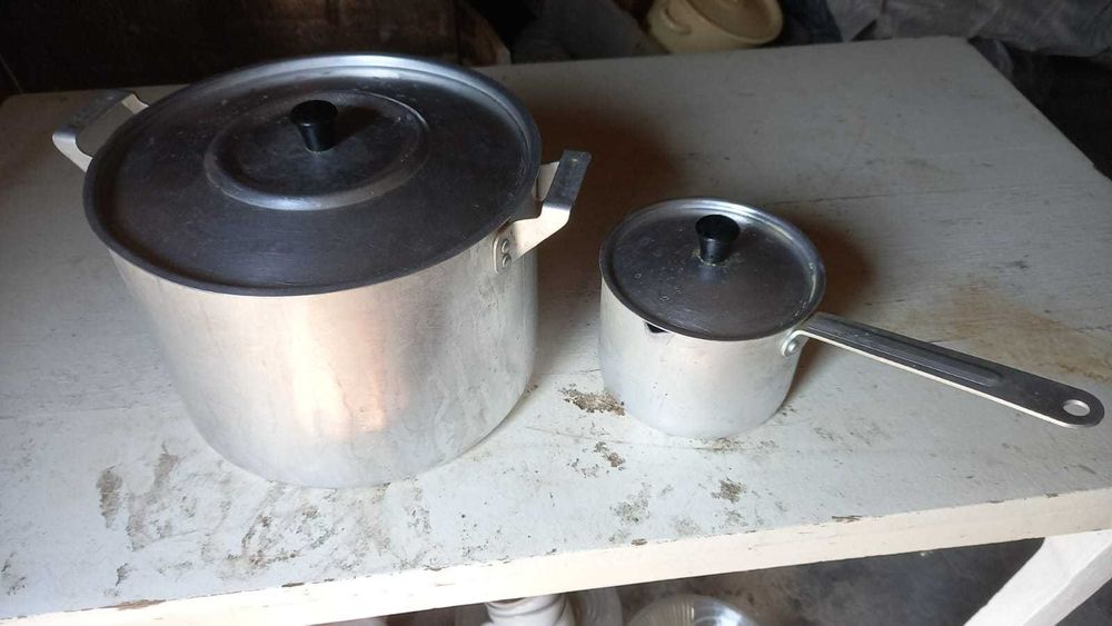 Кастрюля алюминиевая