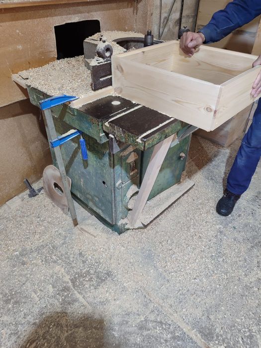 Ящики для пчеловодства