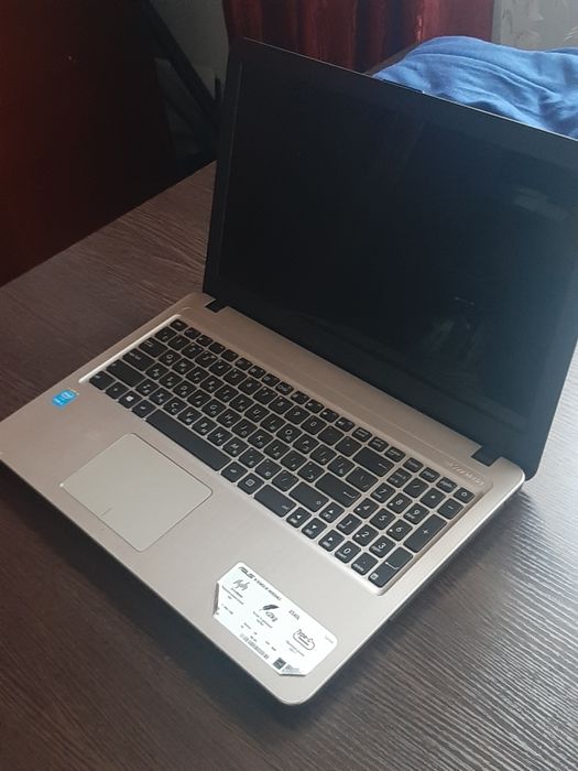 Продам ноутбук Asus