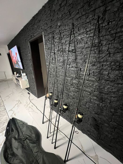 Vand 4 mulinete okuma 4 bete fl 3,90 +husa caperlan pt 4 lansete