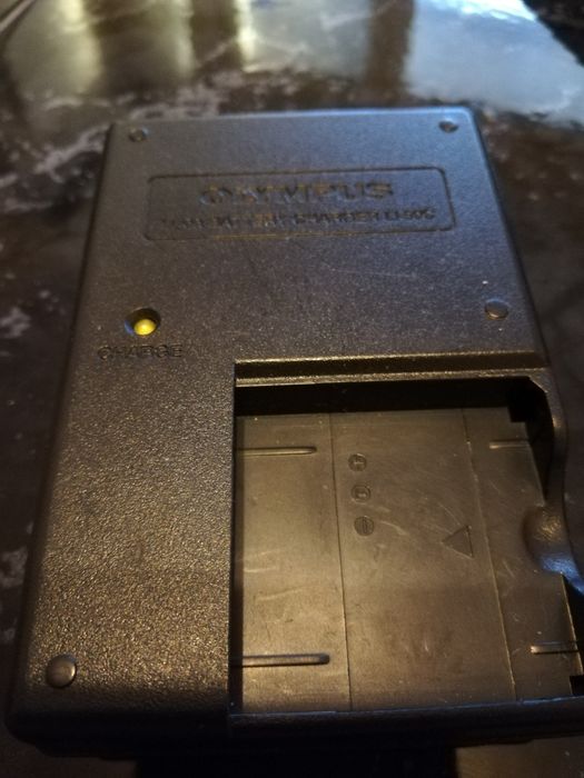 Зарядно за фотоапарат