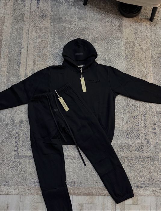 Compleuri Essentials Fear Of God