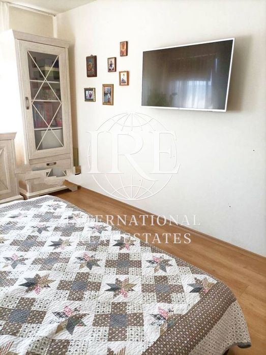 Продава се Двустаен апартамент в Варна, Център - 75 кв.м за 1918 €/кв.м - Снимка #7