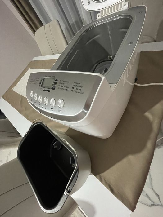 Masina de făcut Paine SilverCrest