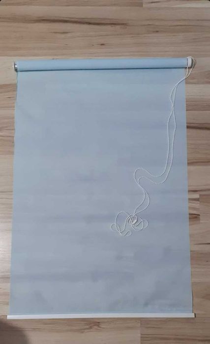 Rulouri geam noi,in stare buna