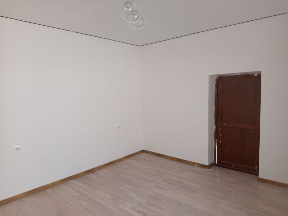 Продаётся двухэтажный дом 220 м²