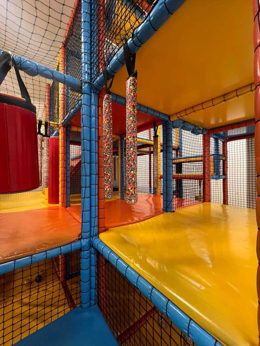 Лабиринт/плейграунд за детски център