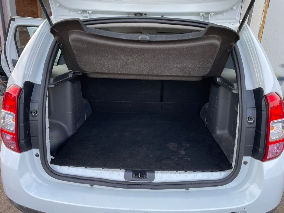 DACIA DUSTER 4x4 1.5 110 cp Euro 6 clima Posibilitate plata RATE