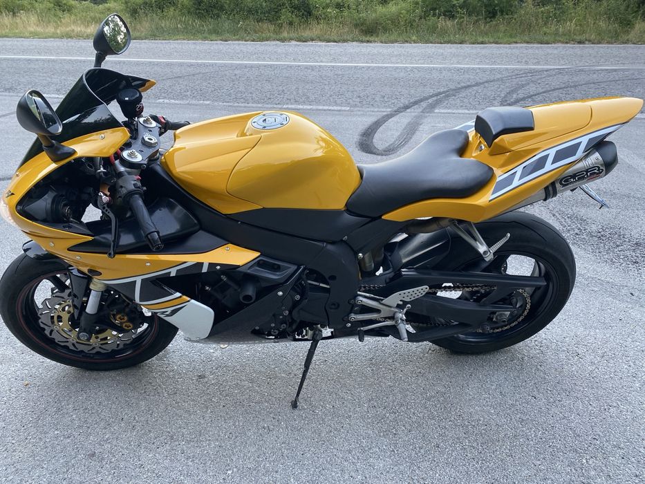Yamaha YZF-R1 RN-12