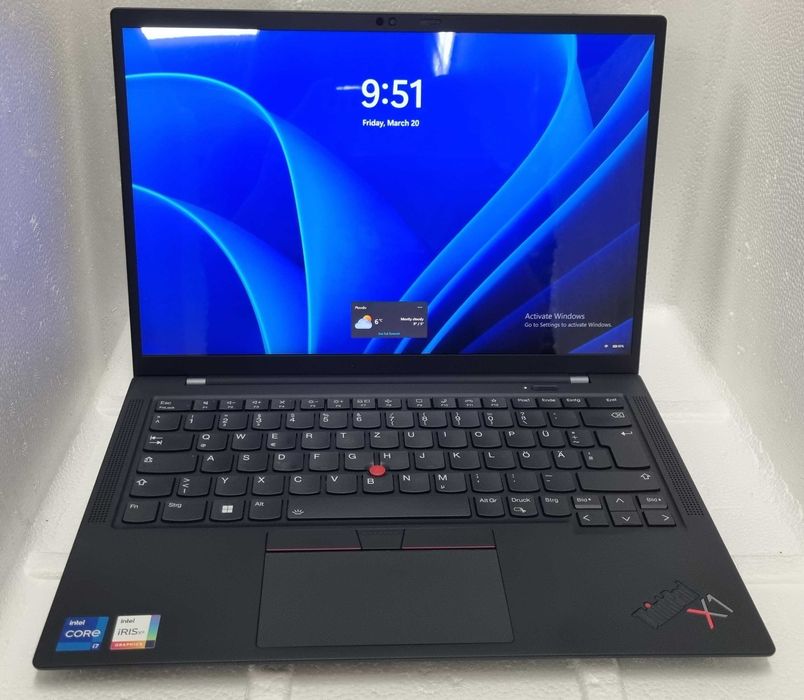Lenovo ThinkPad X1 Carbon Gen 9 14", i7 11th Gen, 32 GB RAM, 1TB NVMe