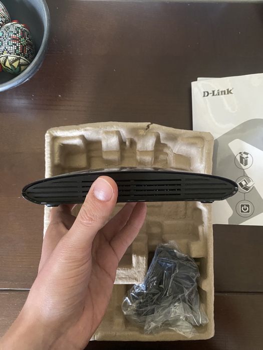 Switch rețea D-Link DES-1008D – 8 porturi