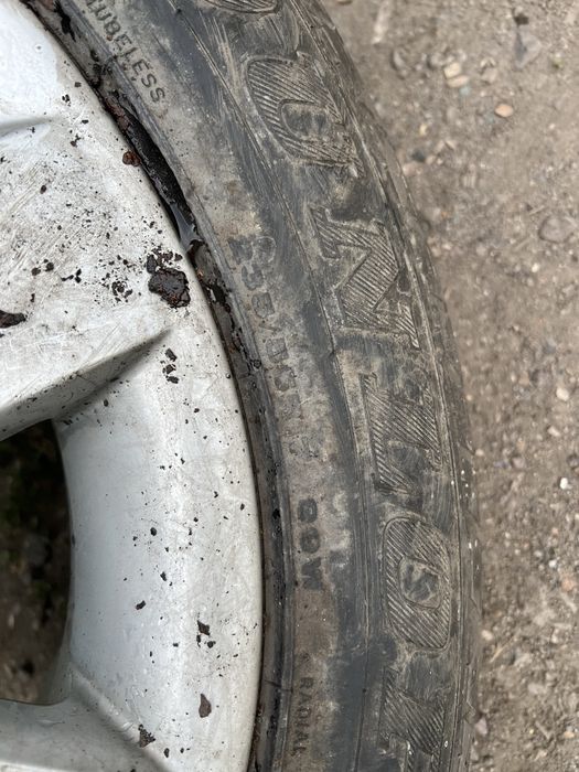 Продам запаску на бмв новая