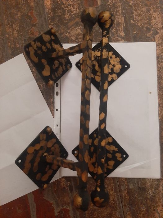 Дверные ручки для ворот