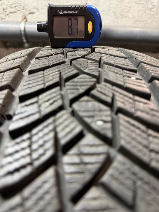 225/50/17 GoodYear 4бр дот21