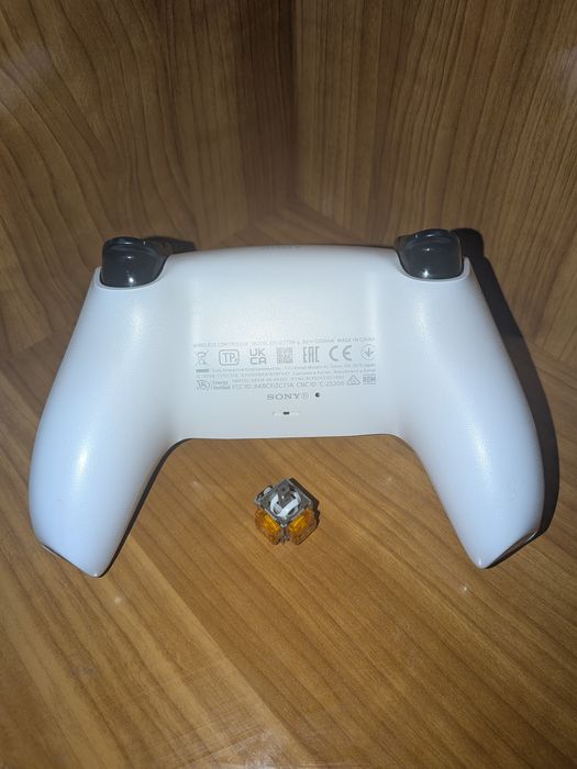Controller PS5 cu analoage TMR Ginfull anti stick drift