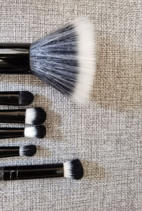 Pensule make up, Miss Cop