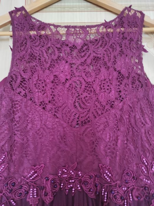 Вечерние платья.