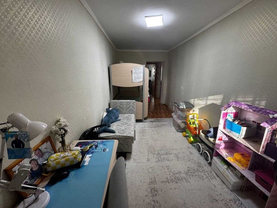 Продам 3 комнатную квартиру