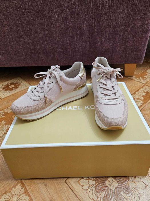 Michael Kors размер 6,5М