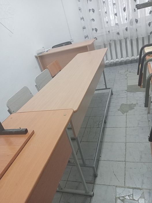 Продам парту  удлиненную