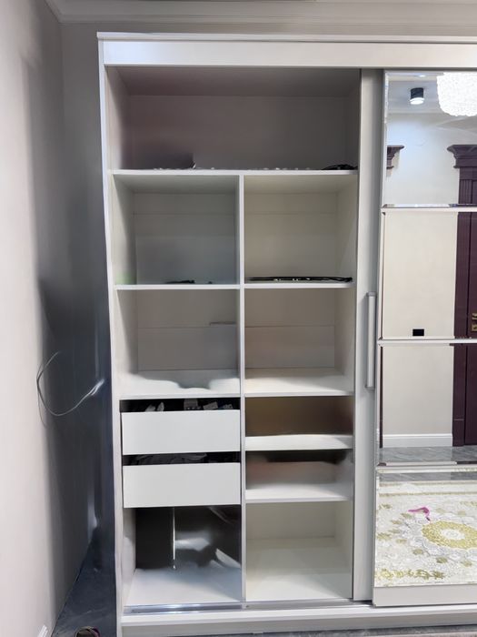 Продается шкаф в хорошем состоянии