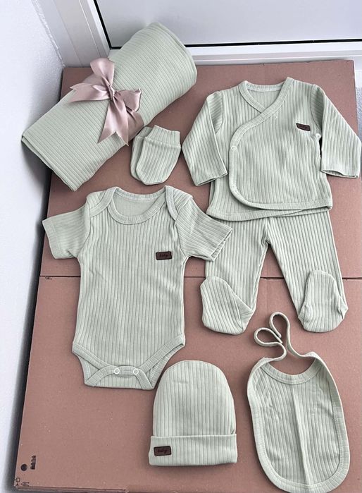 Compleu bebeluș 7 piese