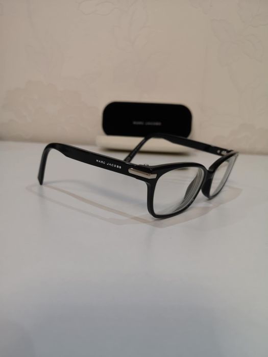 Оригинални диоптрични дамски очила MARC JACOBS