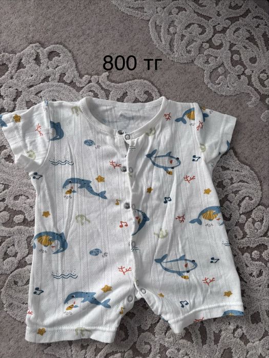 Продам детские вещи