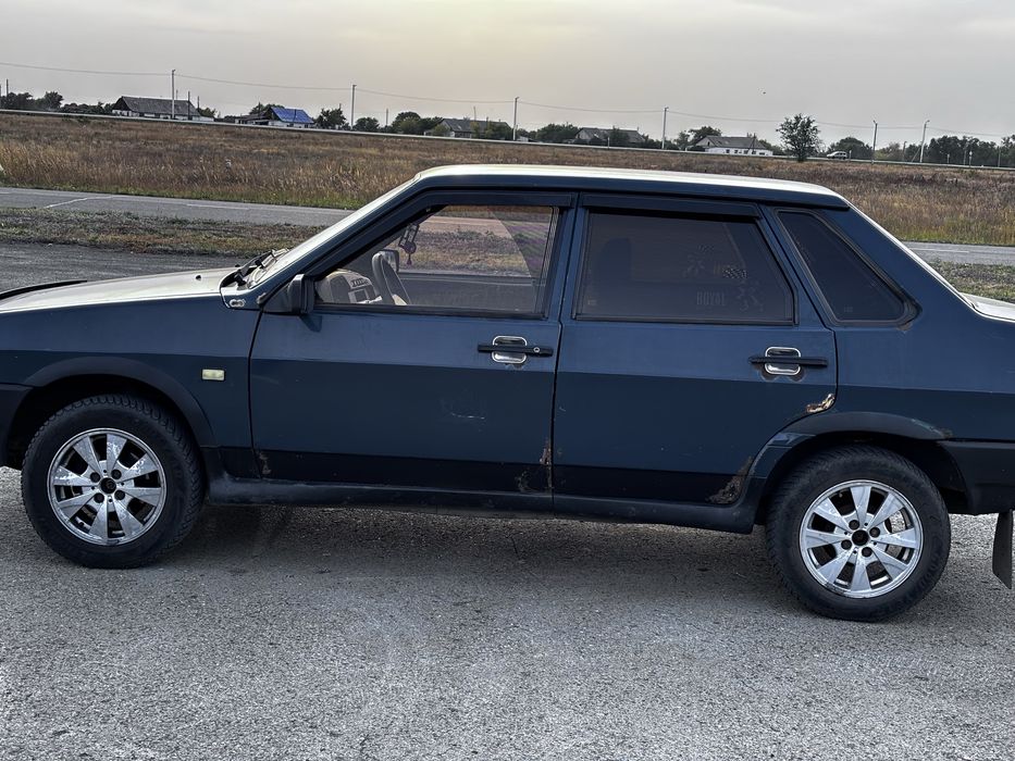 ВАЗ (Lada) 21099, 2000 года