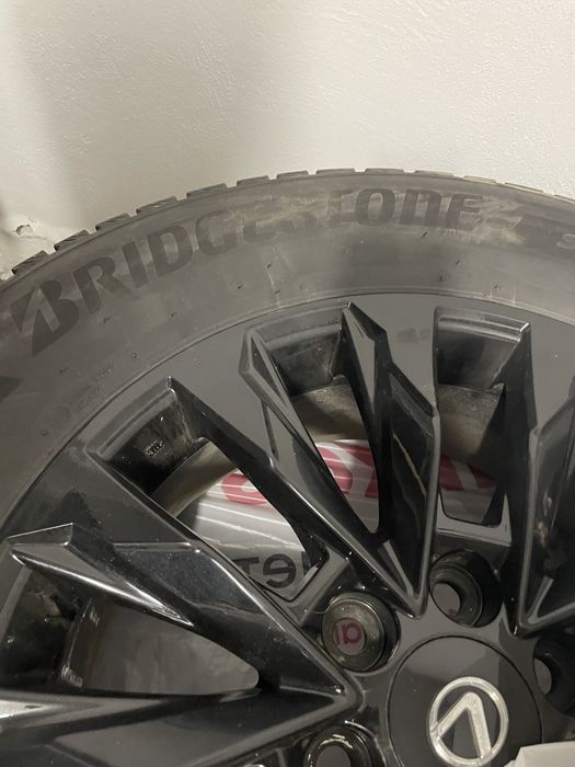Шины с Дисками зимние 275/60 R20