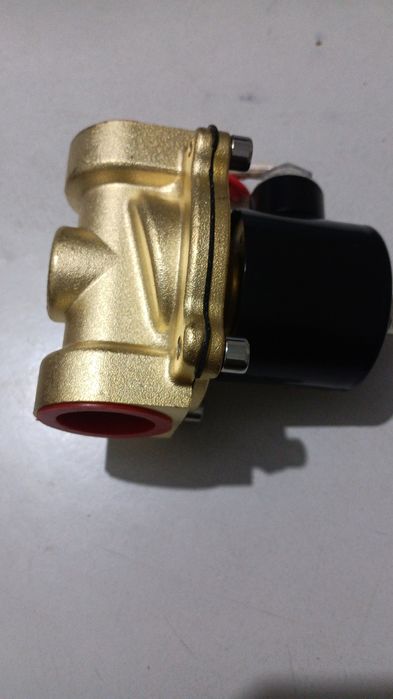 Электромагнитный клапан