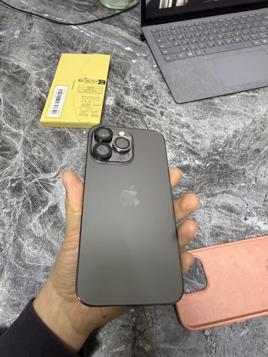 Продаеться iphone 13 pro 256
