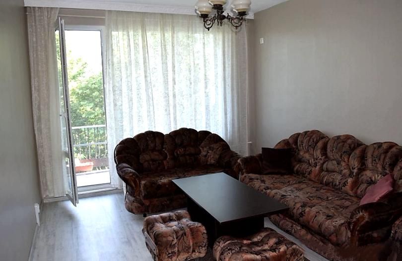 Дава се под наем Тристаен апартамент в Пловдив, Кършияка - 68 кв.м за 459 € - Снимка #2