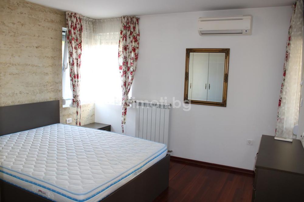 Дава се под наем Четиристаен апартамент в София, Изток - 147 кв.м за 1190 € - Снимка #6