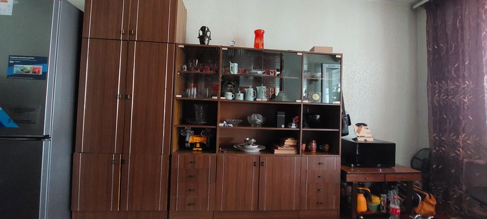 Стенка в гостинную