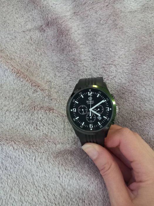 Часовник royal london