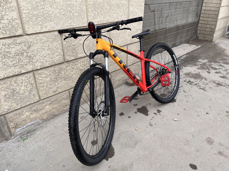 TREK MARLIN 7 предлагайте варианты)))