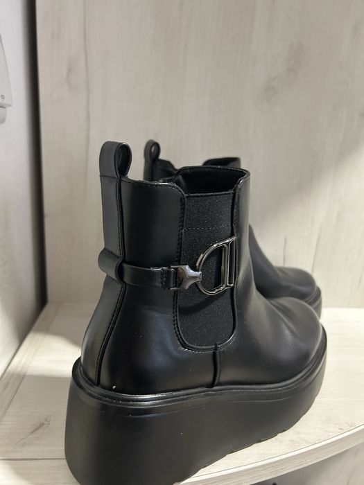 Дамски зимни боти