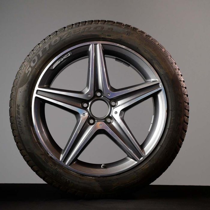 Комплект 4броя Pirelli Sottozero 3 245/45R18 100V DOT2920| Джанти AMG 8Jx18H2 ET43 A 2134011800 | Гуми и джанти