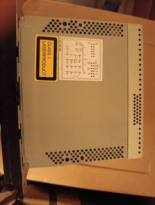 Multimedia rns300 свалена от фолксваген