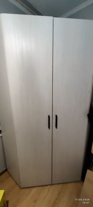 Шкаф угловой со столом